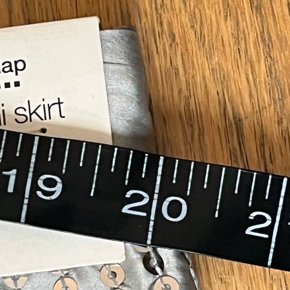 Vintage Gap Mini Skirt - Picture 11 of 15